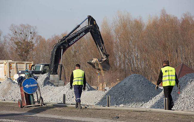 Дороги в Украине начнут строить по новым стандартам 